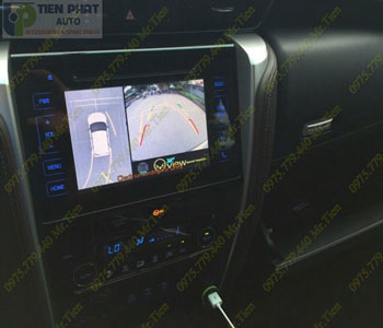 ban-camera-360-quan-sat-toan-canh-cho-xe-o-to-nissan-livina